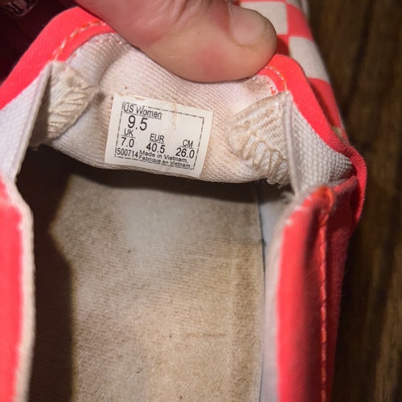 Vans - Picture 8 of 8